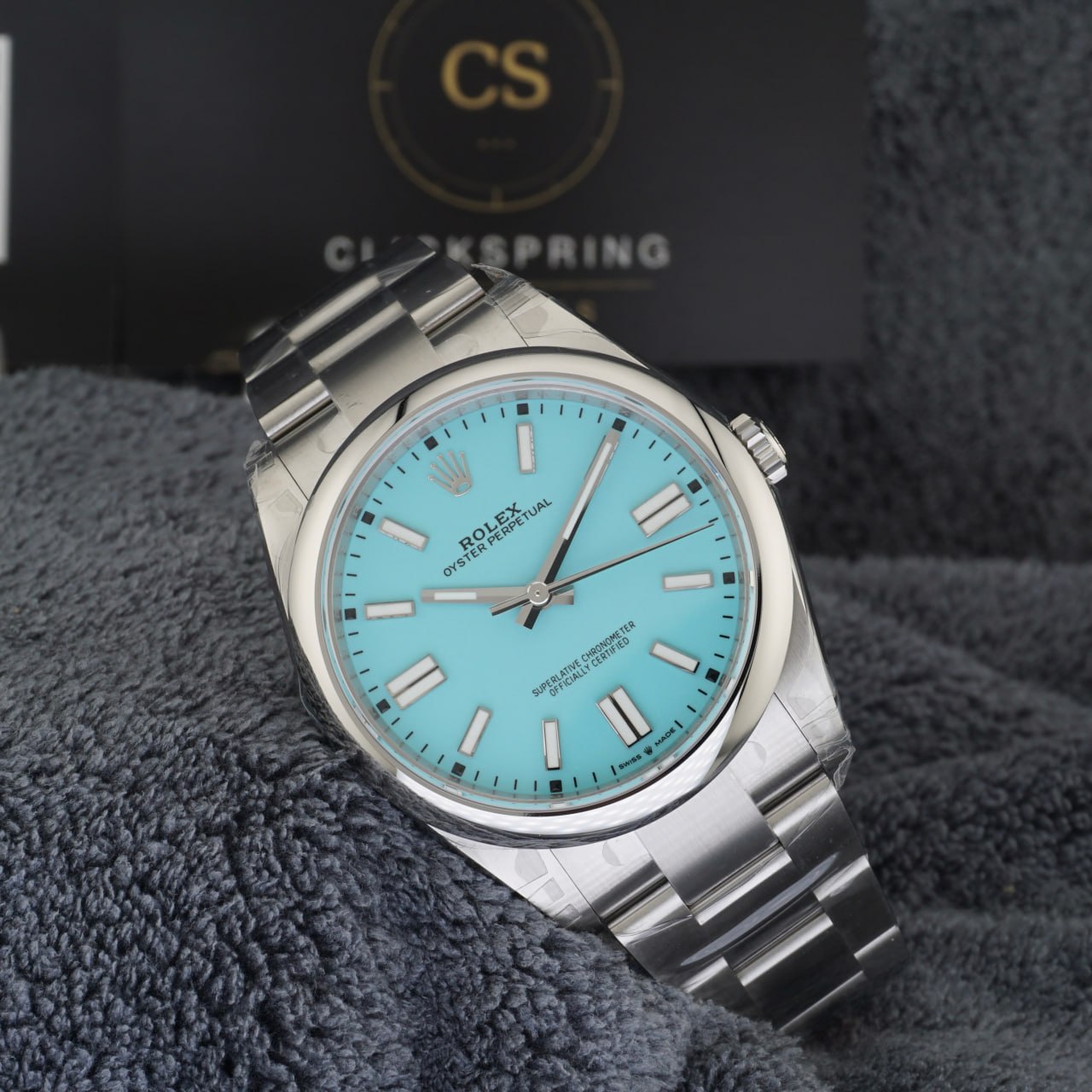 VSF Rolex Oyster Perpetual 41 124300 — Tiffany Blue Dial