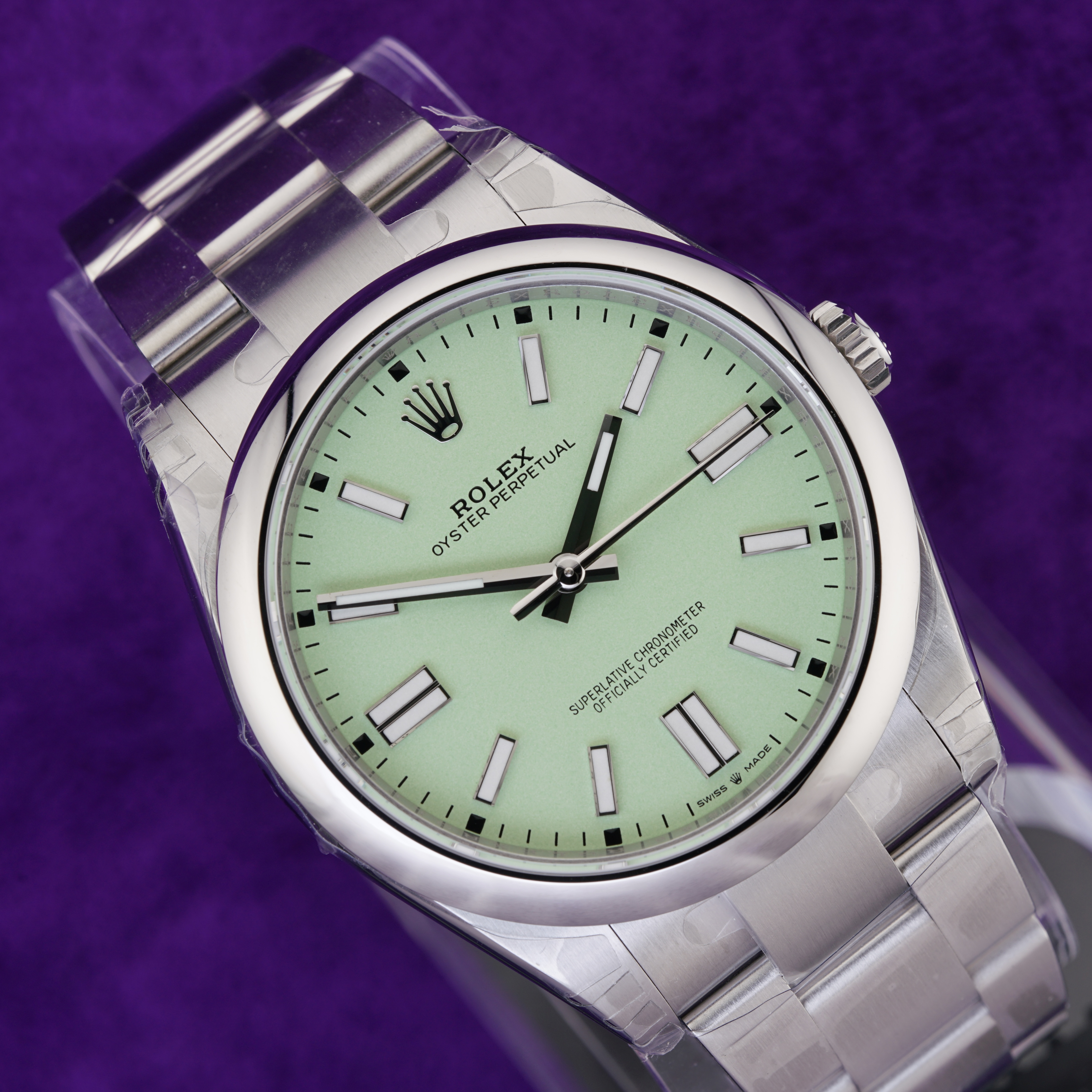 VSF Rolex Oyster Perpetual 41 124300 — Pistachio Dial, 41mm · Cal. DD3230 — photo 1
