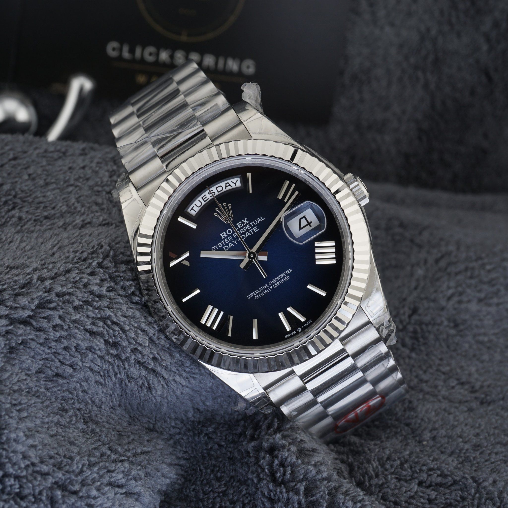 VSF Rolex Day-Date 40 228238 — Blue Ombré Dial, 40mm (President) · Cal. DD3255